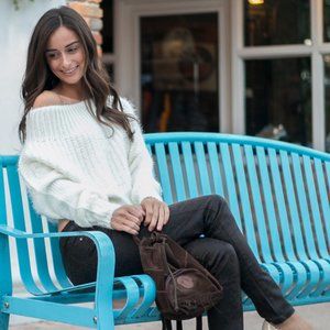 Cropped Fuzzy Chunky Knit Long Sleeve Sweater